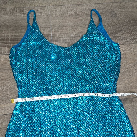 GENE SHELLY'S Elegant Teal Sequin Dress - Picture 4 of 13